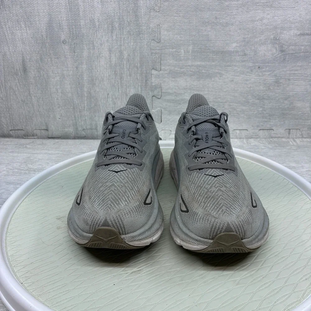 Hoka Clifton 9 Wide Running Shoes Mens 9.5 Gray Mesh Athletic 1132210 HMBC